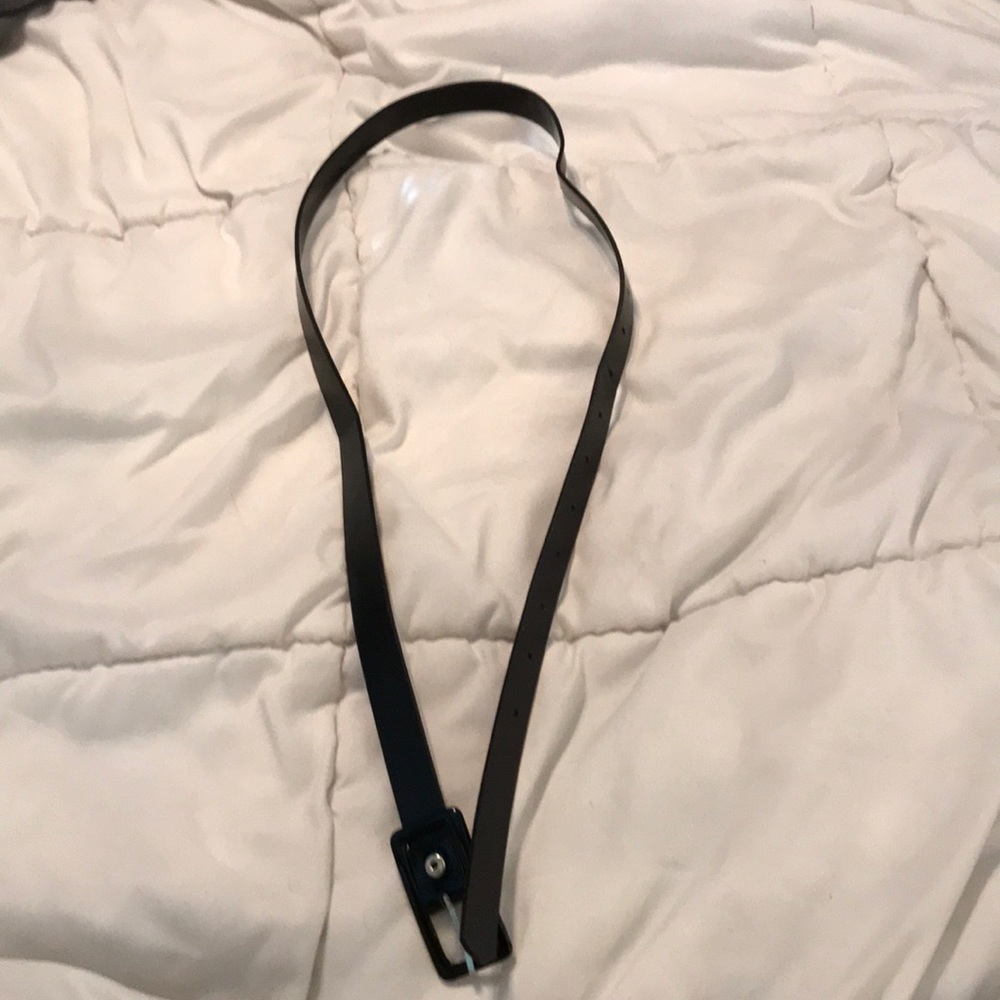 Black thin belt